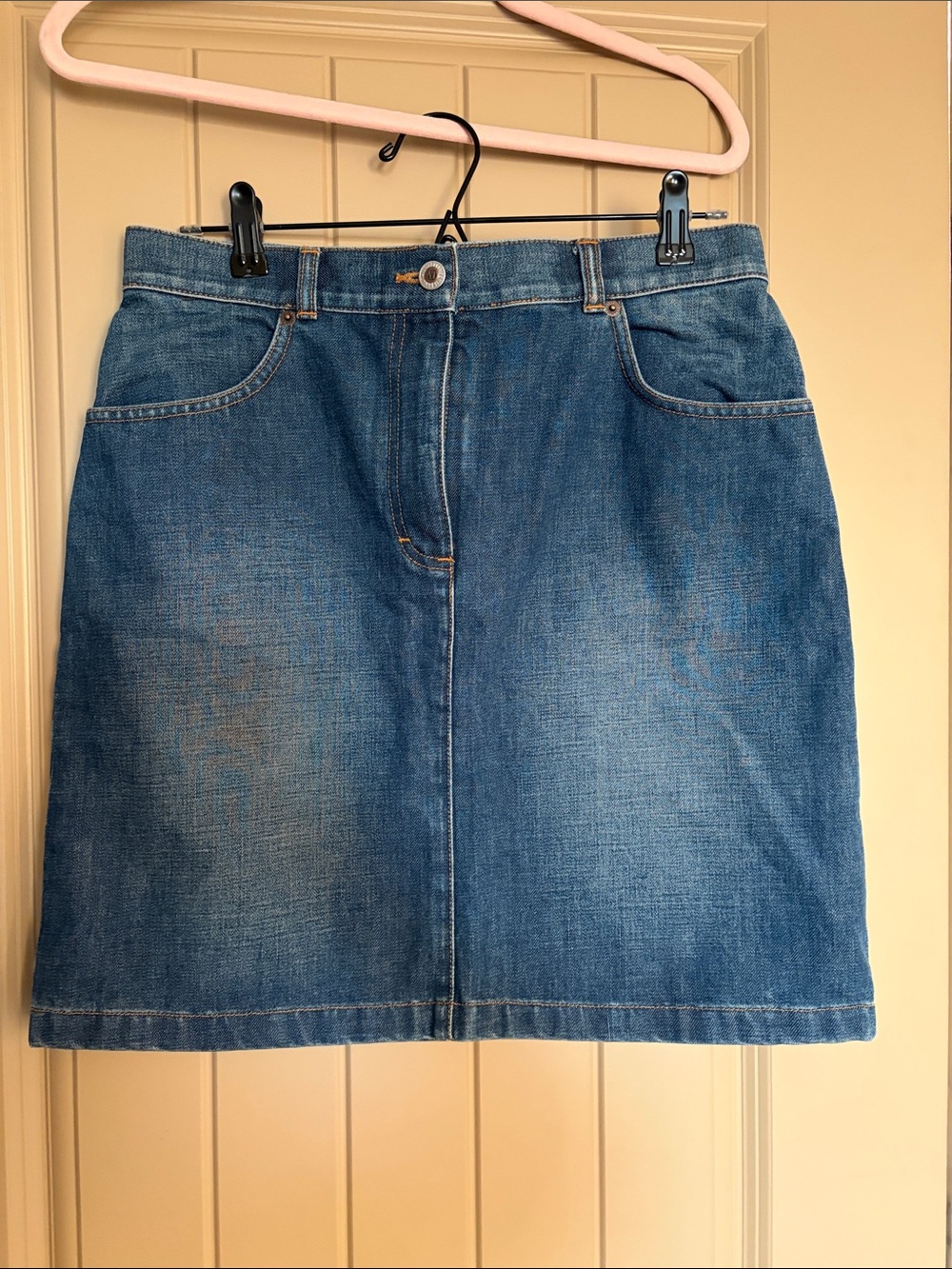 Ann Taylor denim skirt size 8 - 100% cotton